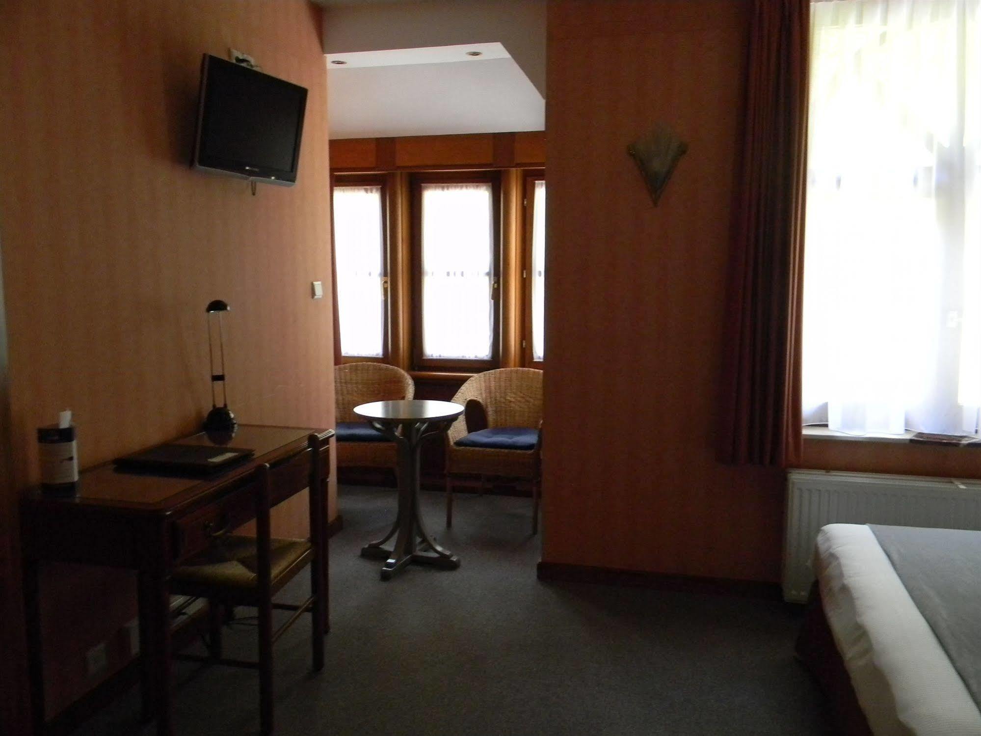 Hotel Du Roy Bouillon Luaran gambar
